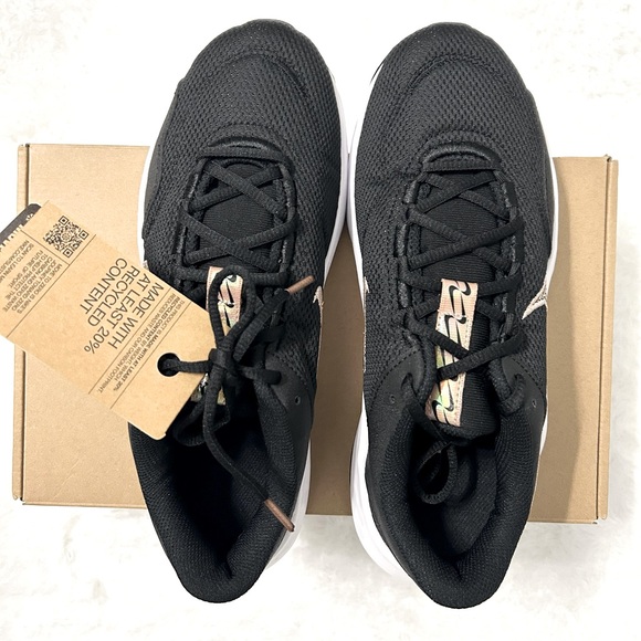 Nike Legend Essential 3 - Picture 1 of 17